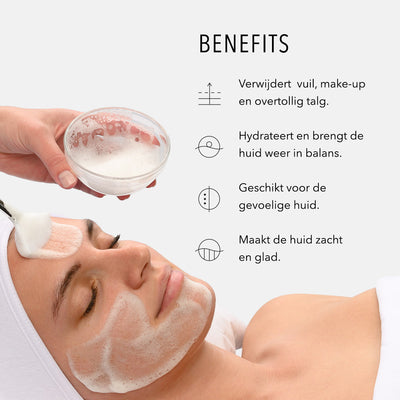 Cleansing Gel - hover image